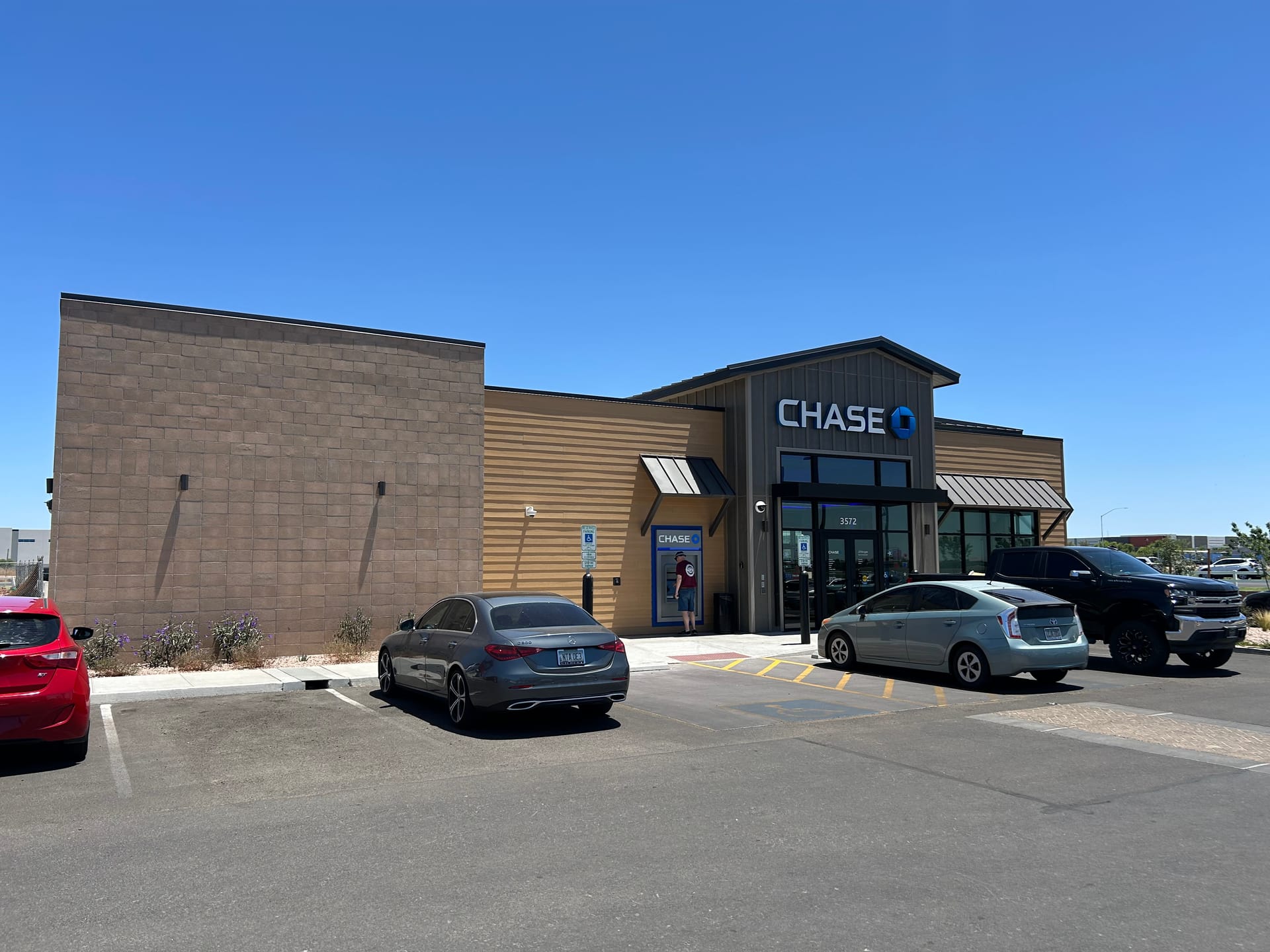 Completed Chase Bank branch exterior, Gilbert AZ